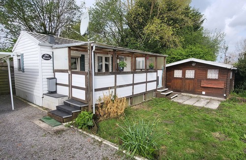 Ardres Casa | Très Bien Situé le Mobil Home se Trouve à Proximité du lac Dardres