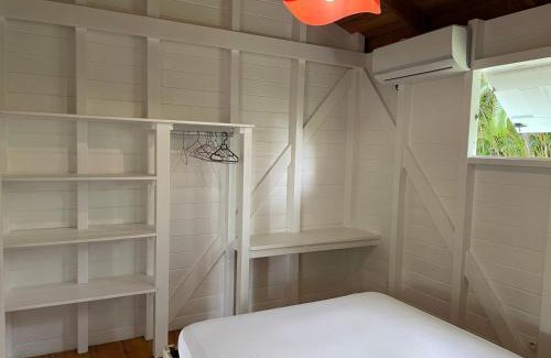Riviere-Salee Casa | Très joli bungalow et sa petite piscine privee
