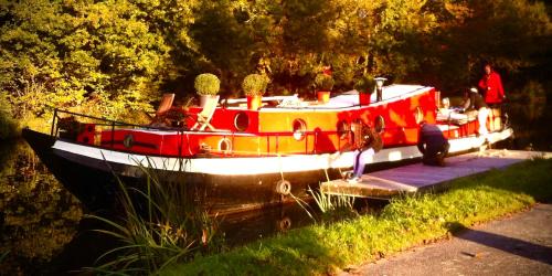 Hede Alquiler De Eote | Très jolie péniche à louer