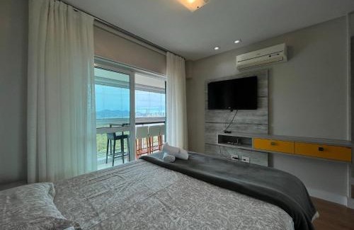 Pioneiros Apartamento | TR01- Suíte+1 | Vista Incrível | Piscina|Big Wheel