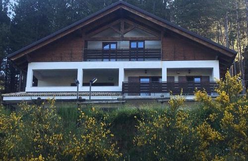 Lorica Casa | Tra il bosco e il lago