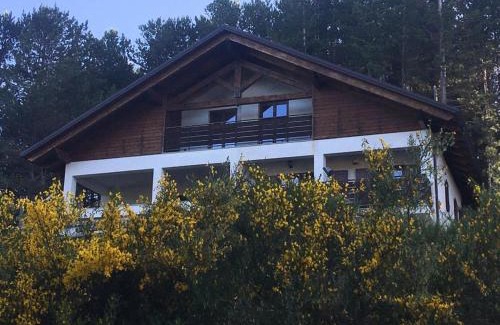 Lorica Casa | Tra il bosco e il lago