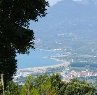 Ispani Apartamento | Tra Montagne e Mare