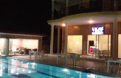 Trabzon Villa | Trabzon manzaralı havuzlu villa