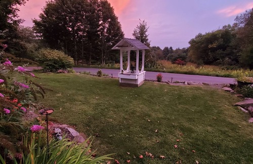 Lake Luzerne-Hadley Apartamento | Track Season Adirondack Farmhouse Apartment