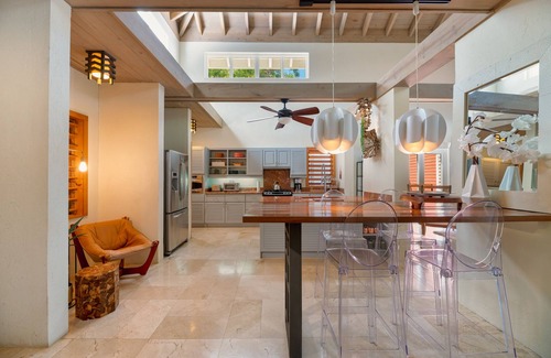 Lawson Rock Casa | Trade Winds - luxurious Roatan Villa near West Bay - NEW LARGE POOL