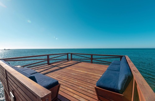 Lawson Rock Casa | Trade Winds - luxurious Roatan Villa near West Bay - NEW LARGE POOL