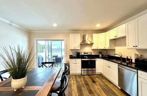 Newport East Apartamento | Tradewind Haven - New 4-Bed Townhouse Near Newport