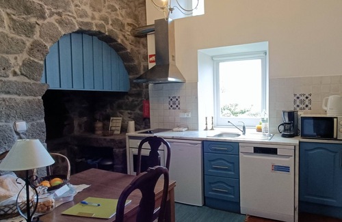 Nordestinho Cabaña | HERMOSA CASA RURAL CON UN BONITO JARDÍN Y INCREÍBLES VISTAS ASOMBROSAS
