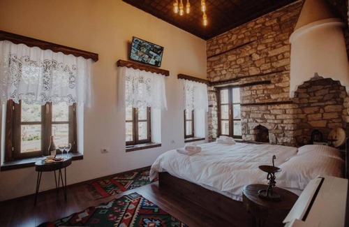 Berat Casa | Tradita e Beratit