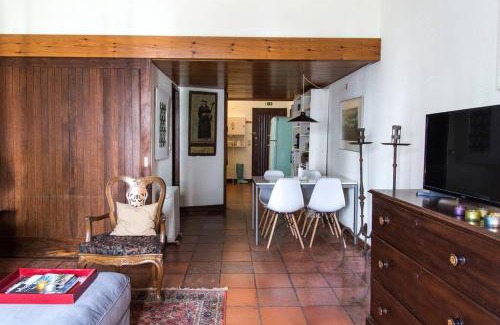 Estoril Apartamento | Traditional and Charming Flat - 15min to the sea
