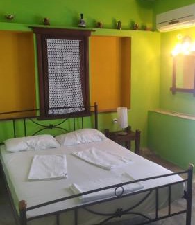 Tsagarada Apartamento | Traditional apartment in Mylopotamos Beach