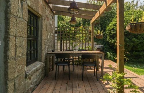 Saint Erth Praze Casa | Traditional Cornish Cottage in the Countryside.