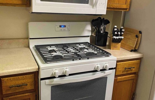 Forest Hills Apartamento | Traditional decor, 1Br,1Ba,Lg Studio Apt. US OPEN