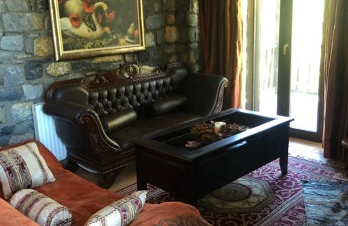 Kardaras Villa | TRADITIONAL GUEST HOUSE