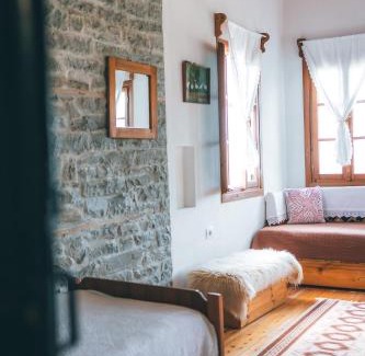 Albania Casa | Traditional GuestHouse Permet