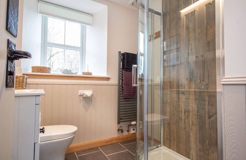 Golspie Cabaña | Traditional Highland semi-detached old stone cottage