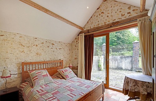 Raizeux Casa | Traditional Holiday Home in Raizeux with Terrace