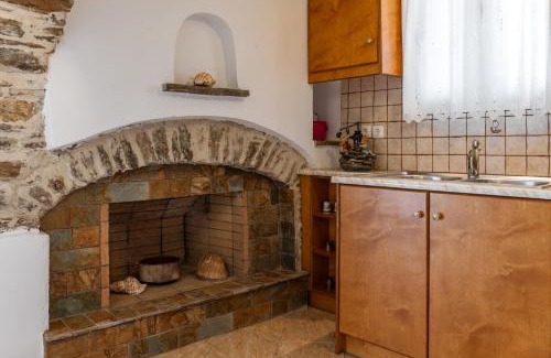Koronos Casa | Traditional House in Koronos