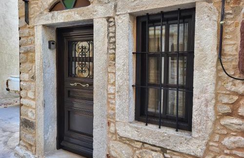 Kalamoti Casa | Traditional medieval Holiday House In Kalamoti