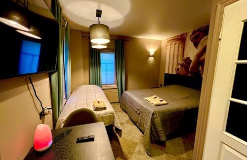 Narva Hotel | Traditional Narva House - Triumvirate 6