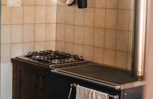 Dane Casa | Traditional old house in a peacefull small village, surrounded by green forests.