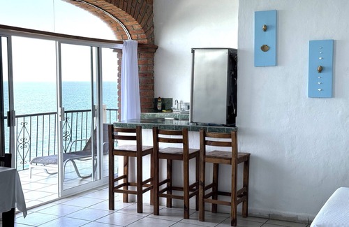 Zona sur Apartamento | Traditional Sierra Leon Oceanfront Rooms