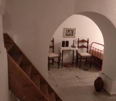 Aperathos Casa | Traditional stone house with panoramic mountain view