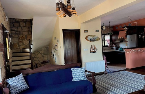 Vourvourou Villa | Villa de piedra tradicional Rokosini