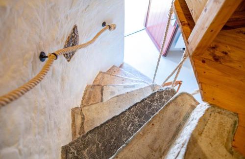 Lambi Casa | Traditional Windmill