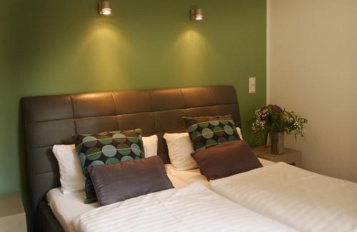 Rhein-Erft-Kreis District Casa | Trafohaus am Kaiserbahnhof
