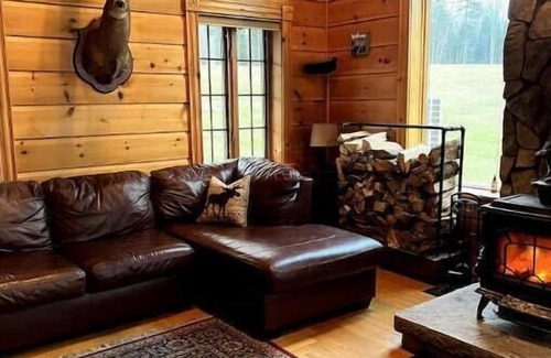 Stark Cabina | Trail Access from Percy Peaks Cabin