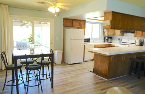 Wofford Heights Casa | Trail of 100 Giants/Kern River Valley