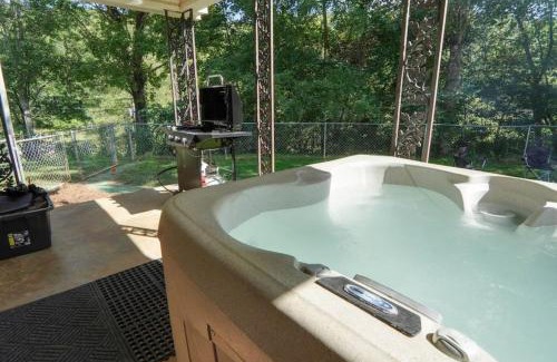 Balsam Grove Casa | Trail-Ready Retreat near Waterfalls w/Hot Tub