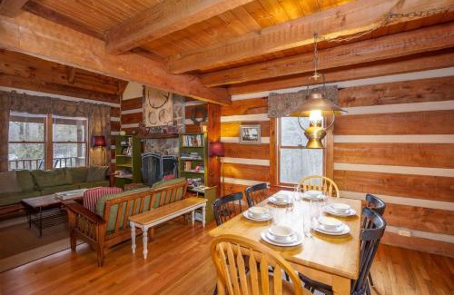 Boone Casa | Trailhead Cabin