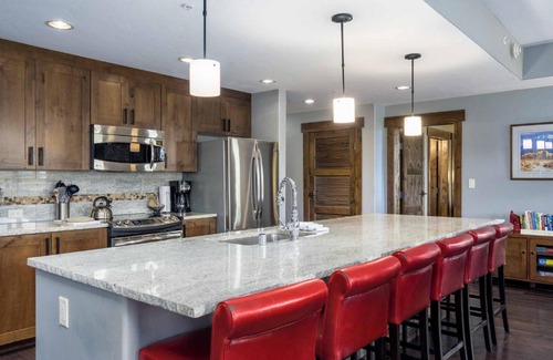 Steamboat Springs Hotel | Trailhead Lodge 2118