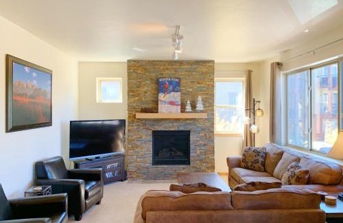 Winter Park Casa | Trailhead Lodges Building 401 Unit 422