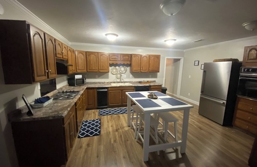 Matewan Casa | Trailhead Lodging