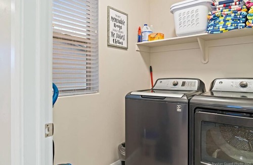 Sienna Hills Casa | Trailhead - PRIVATE HOME/HOT TUB - FULLY LOADED!!!