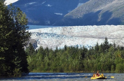 Mendenhaven Casa | Trailhead Room - Near Mendenhall Glacier, Trails, and Conveniences - DISCOUNTS ON TOURS!