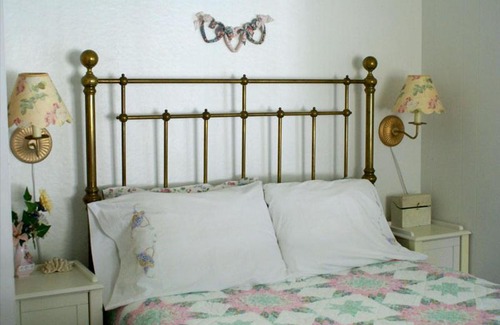 Calistoga Cama Y Desayuno | Trailside Inn Bed and Breakfast