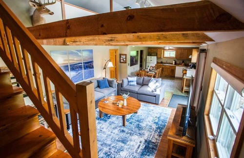 Pittsburg Casa | Trailside Lodge - Direct Trail Access with Game Table, New AC