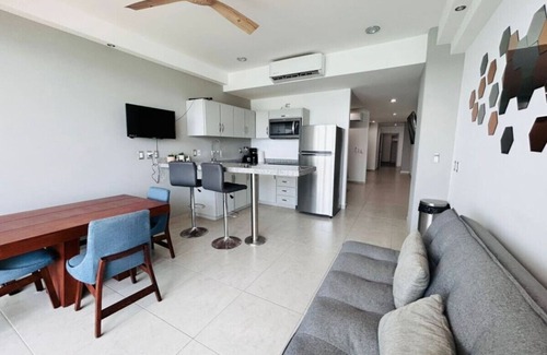Zona Dorada Apartamento | pie de playa y con vista al mar by Gpsrentas
