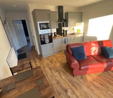 Banavie Apartamento | TRAMORE - self contained 1 bedroom unit - king size bed - free private parking - 3 miles from Fort William High Street