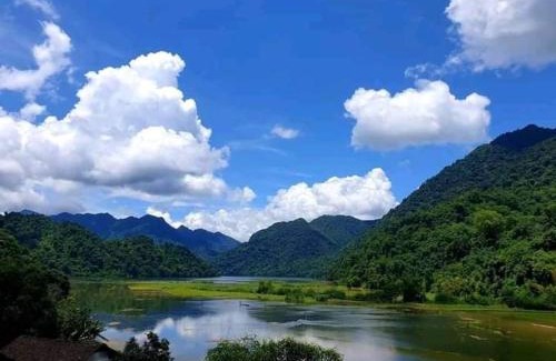 Nam Mau Cama Y Desayuno | Tran Xuan Homestay Ba Be Village