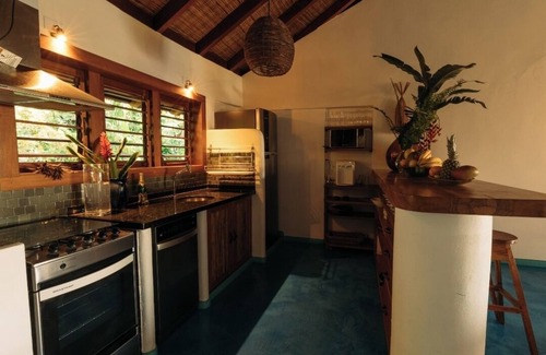 Porto Seguro Chalet De Esquí | Trancoso. Alto do Segredo. 2 Suites. 5 minutes from the beach and 2 km from Quadrado