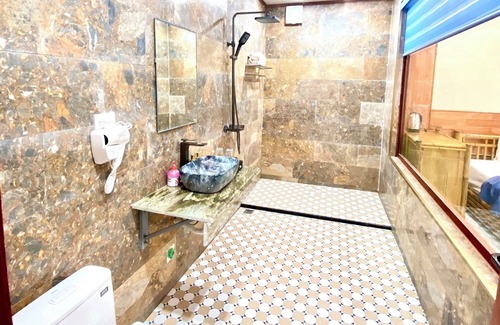 Hoa Lu Hotel | Trang An River View Homestay