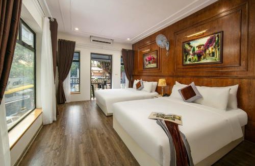 Hang Buom Hotel | TrangTrang Classy Hotel