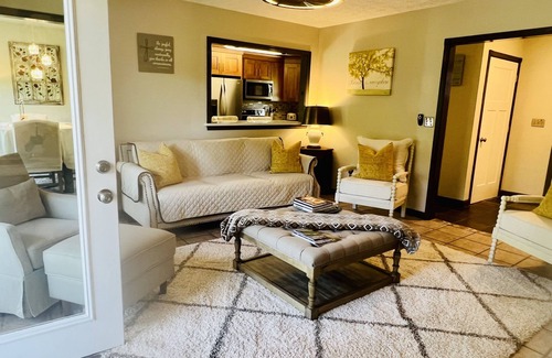 Walton Otro | Dog Friendly Farmhouse, recientemente renovado. A mitad de camino para el Museo de la Creación y el Arca.