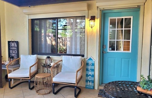 Ocean Woods Casa | Tranquil 2 Bd, 2BA Tropical Getaway just steps from the Beach on the Space Coast